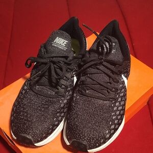 Nike Black and White Zoom Pegasus Shoes